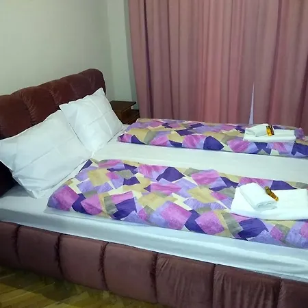 - Nomadic Пловдив